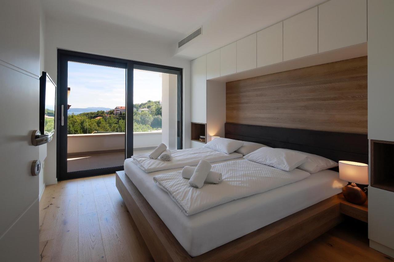 Modena Maris-Heated Pool-Grill-Relax-Jacuzzi Apartments Ičići エクステリア 写真