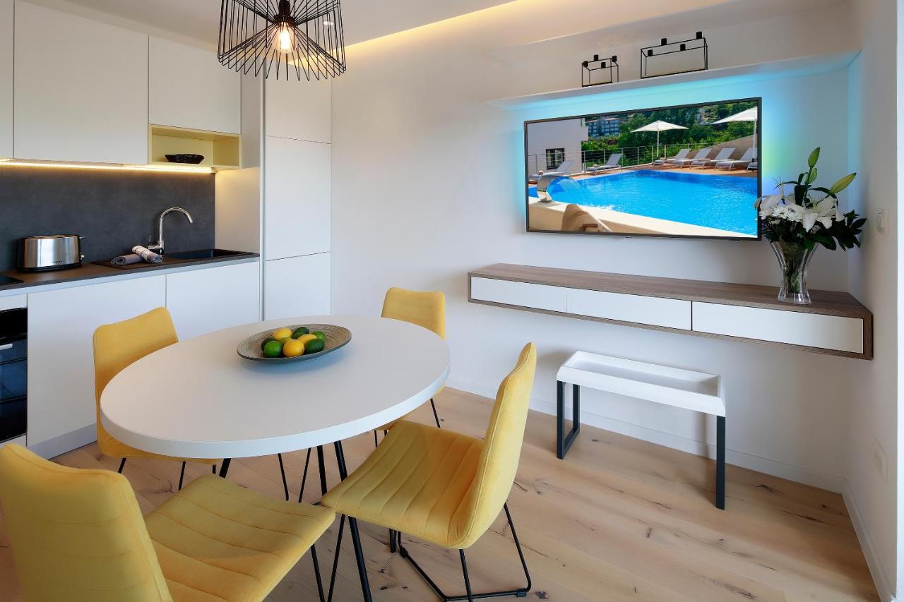 Modena Maris-Heated Pool-Grill-Relax-Jacuzzi Apartments Ičići エクステリア 写真