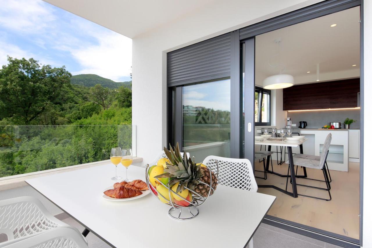 Modena Maris-Heated Pool-Grill-Relax-Jacuzzi Apartments Ičići エクステリア 写真