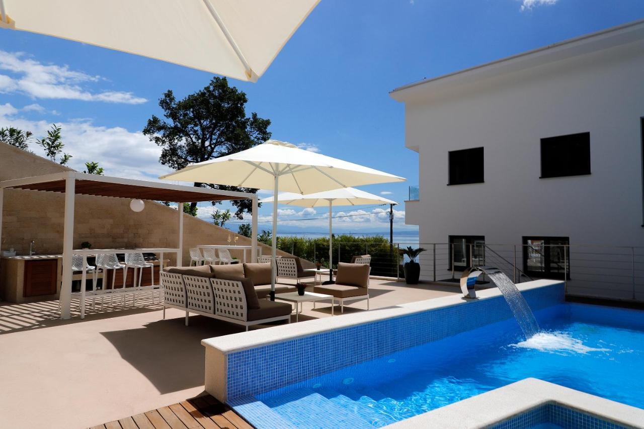 Modena Maris-Heated Pool-Grill-Relax-Jacuzzi Apartments Ičići エクステリア 写真